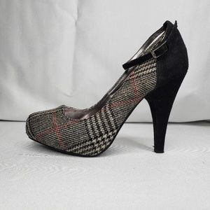 Women's shoes